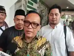 Wamenaker Membahas Penetapan Syarat Batas Usia pada Lowongan Kerja: Menganggapnya sebagai Penghambat